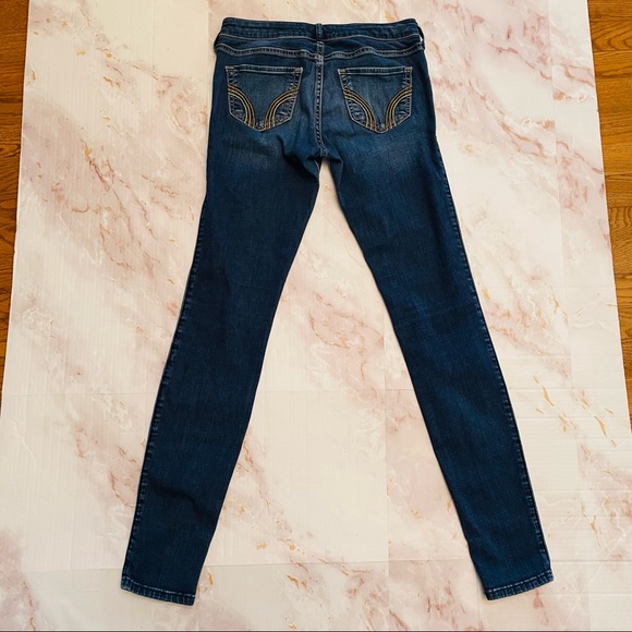 Hollister medium wash skinny jeans 3L in size 26 - Picture 3 of 9